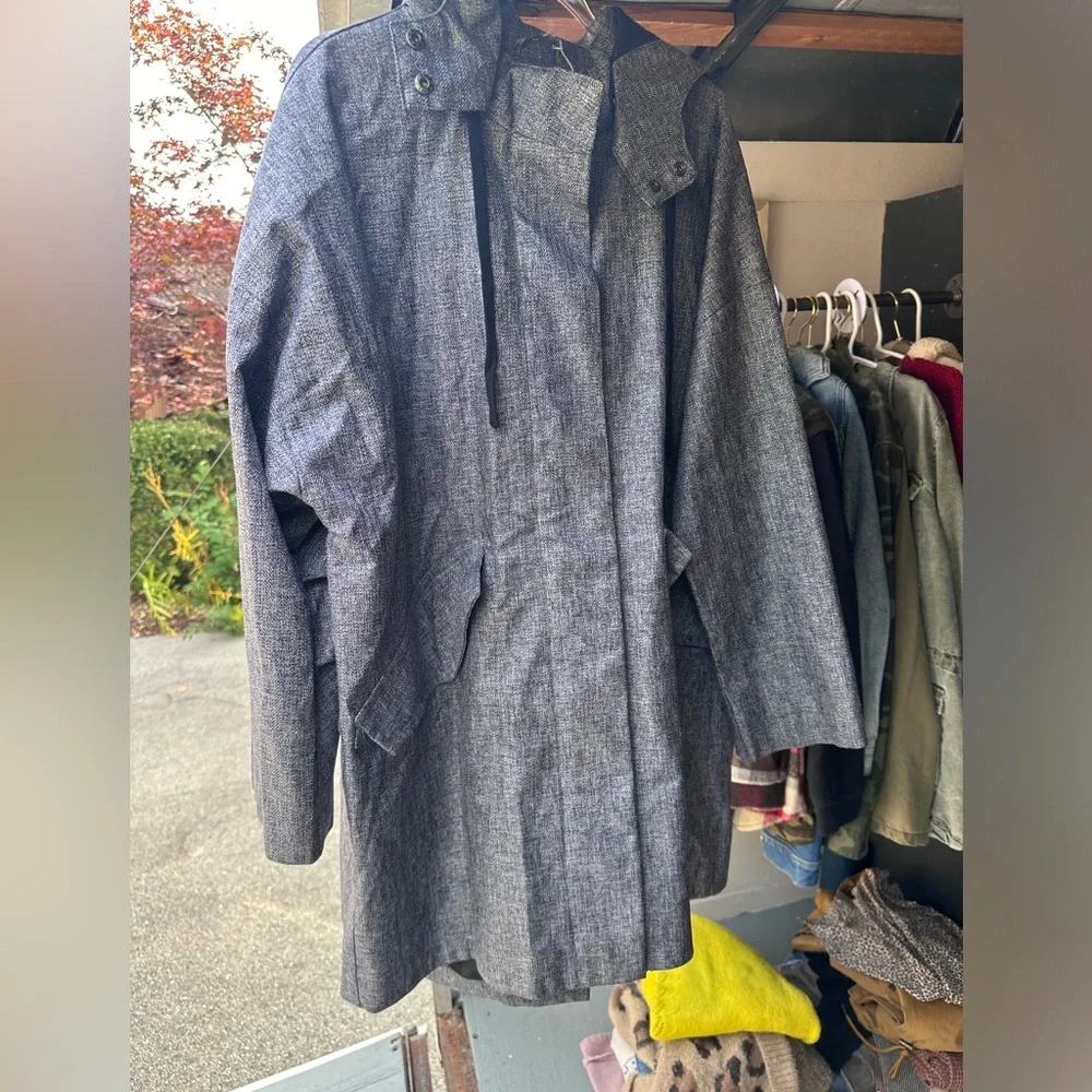 Kin woman’s jacket size 12- navy - Picture 1 of 6